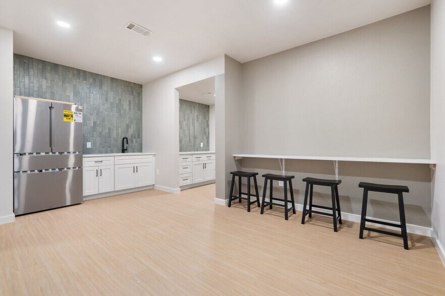 More Photos Of 14101 W Highway 290, Austin Office For Lease