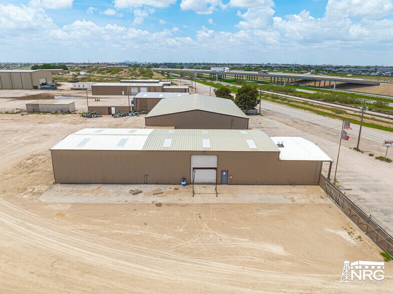 More Photos Of 6700 I-20, Midland Warehouse For Lease