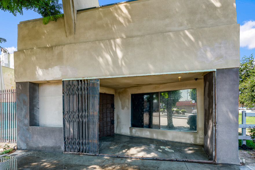 Primary Photo Of 123 N Long Beach Blvd, Compton Storefront Retail Office For Sale