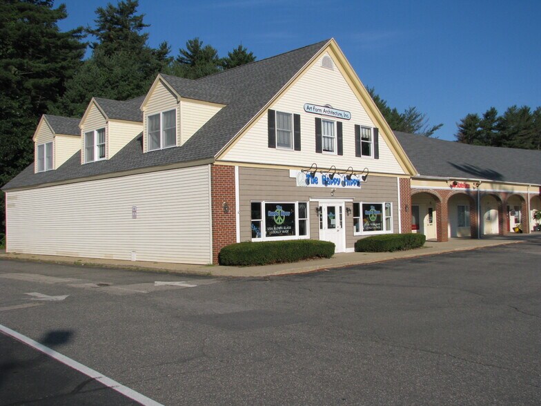 More Photos Of 44 Lafayette Rd, North Hampton Storefront Retail Office For Lease