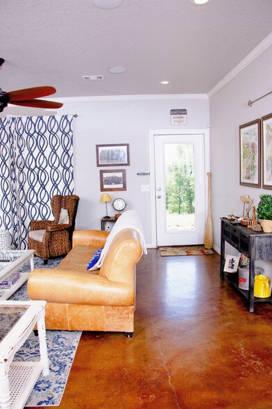 More Photos Of 19398 Highway 80, Hulbert Specialty For Sale