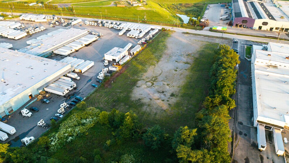 More Photos Of 9191 River Rd, Pennsauken Warehouse For Lease