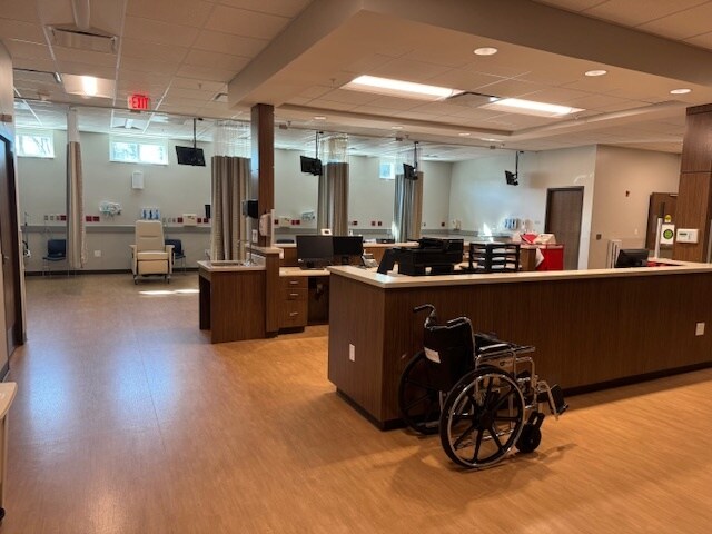 More Photos Of 214 Covell Rd, Crestview Office For Lease