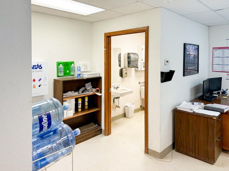 More Photos Of 3464 State Road 301, Sundown Warehouse For Sale