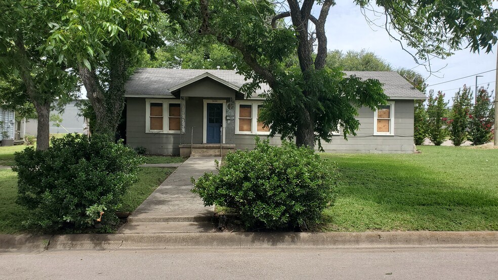 More Photos Of , Temple Office For Sale