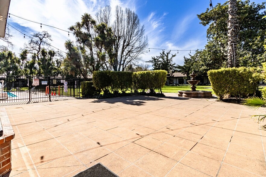 More Photos Of 250 Entrada Dr, Novato Hotel For Lease