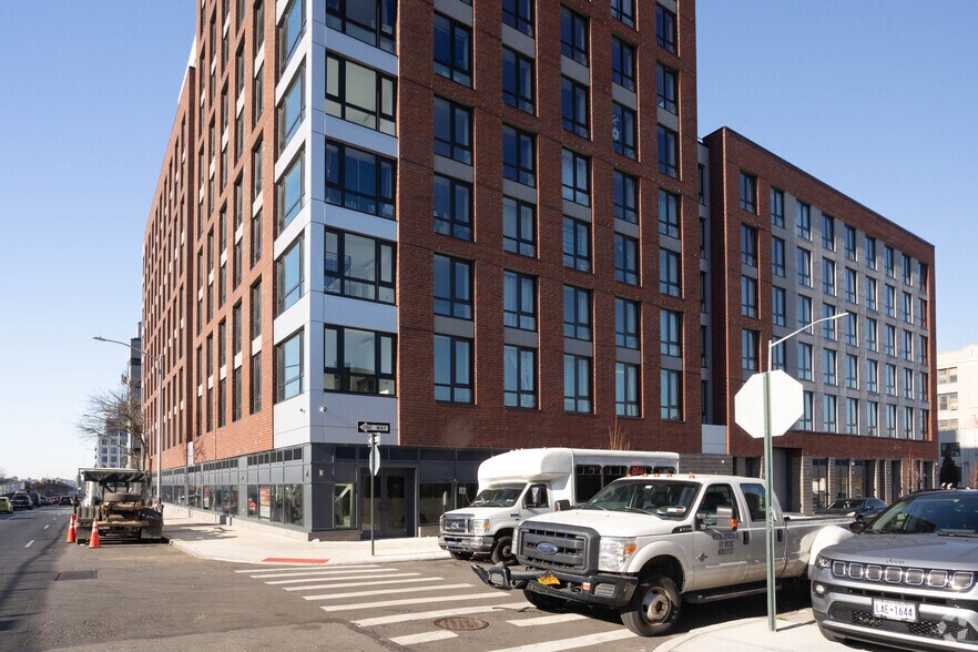 More Photos Of 1921 Atlantic Ave, Brooklyn Apartments For Lease