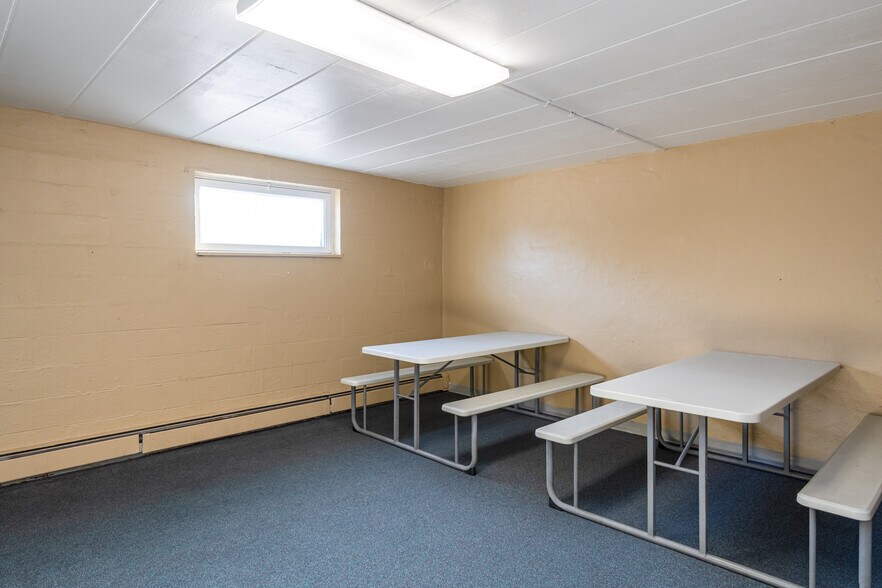 More Photos Of 4445 Wilmington Pike, Dayton Religious Facility For Sale