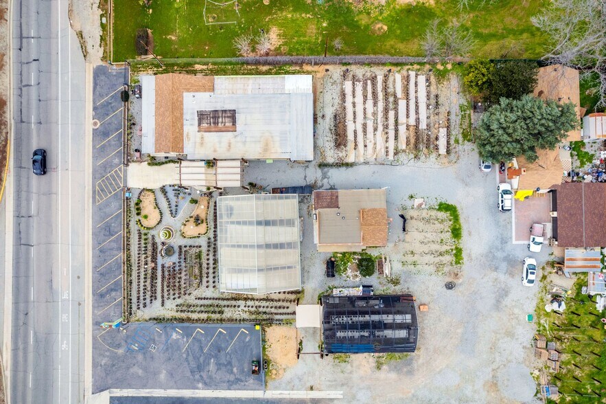 More Photos Of 1450-1454 E 6th St, Beaumont General Retail For Sale