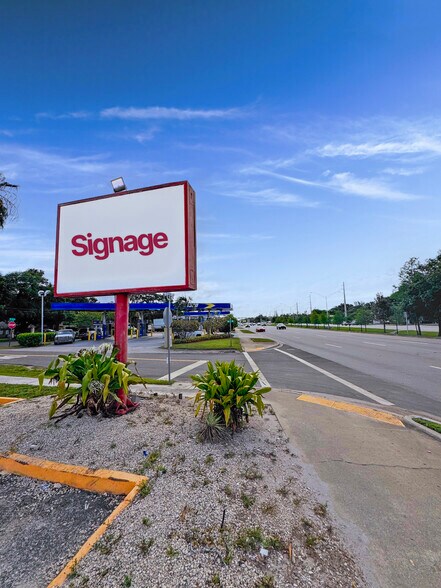 More Photos Of 1705 W State Road 84, Fort Lauderdale Restaurant For Lease