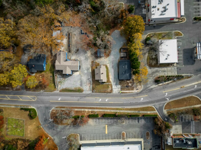 More Photos Of 112 N Mineral Springs Rd, Durham Storefront Retail Office For Lease