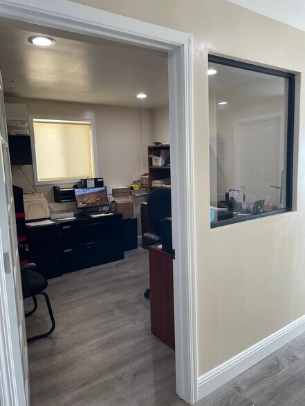 More Photos Of 3391 Mt Diablo Blvd, Lafayette Storefront Retail Office For Lease