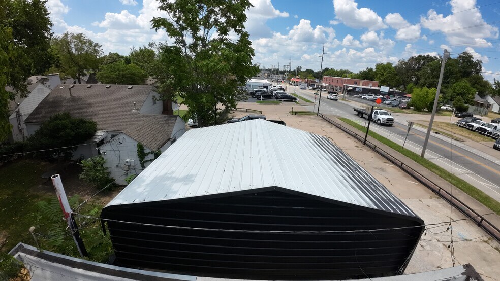 More Photos Of 4210 E 11th St, Tulsa Freestanding For Sale