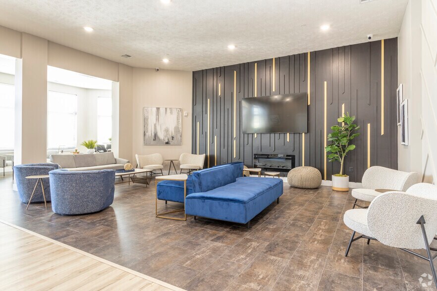 More Photos Of 2112 University Dr, Kearney Apartments For Lease