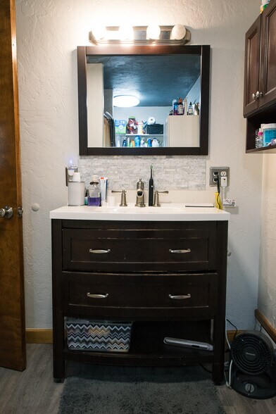 More Photos Of 365 Worth st, Center General Retail For Sale