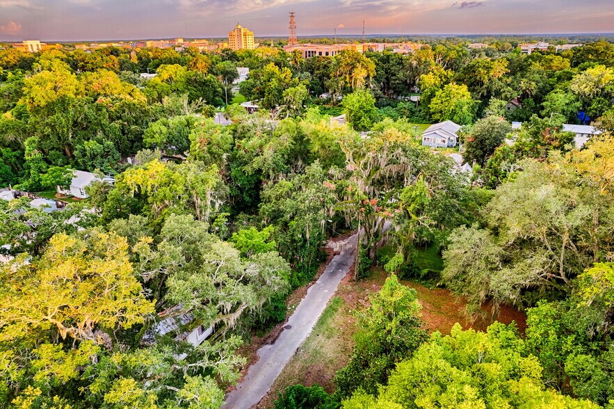 More Photos Of 534 NW 7th Ter, Gainesville Land For Sale