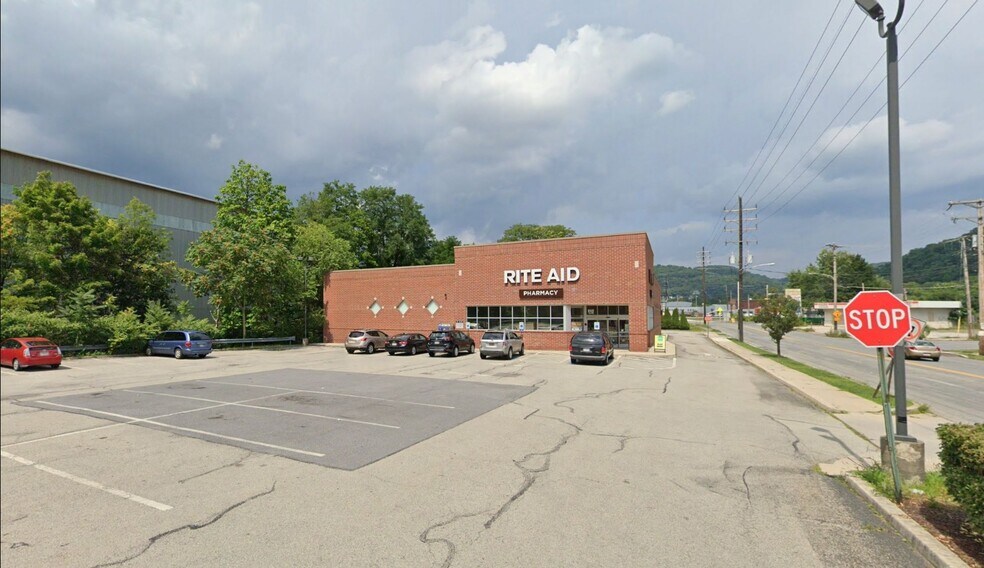 More Photos Of 407 Central Ave, Johnstown Drugstore For Lease