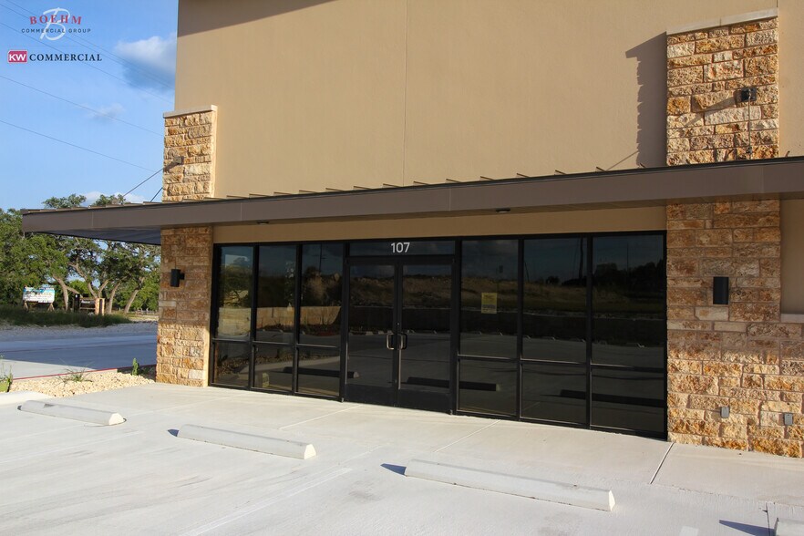 More Photos Of 12 Truss Dr, Boerne General Retail For Sale