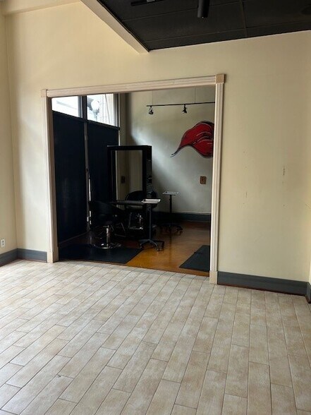More Photos Of 208 E Plume St, Norfolk Office For Lease