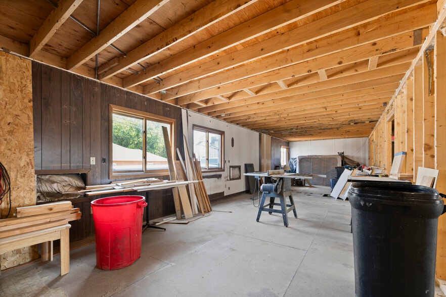 More Photos Of 537 2nd St, Havre Hotel For Sale
