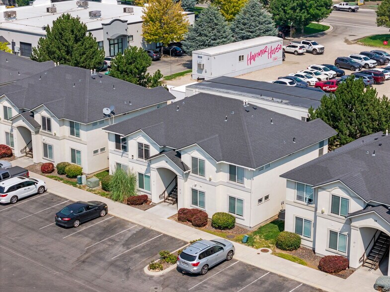 More Photos Of 1805 E Overland Rd, Meridian Apartments For Sale