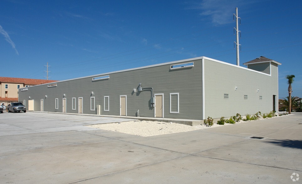 More Photos Of 15217 S Padre Island Dr, Corpus Christi Office For Lease