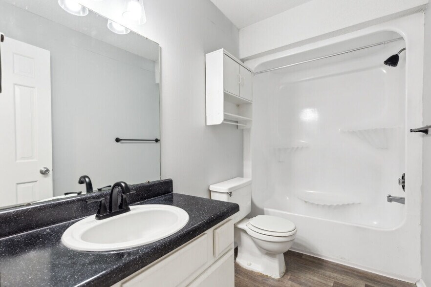 More Photos Of 300 W Midvale Ave, Chattanooga Apartments For Sale