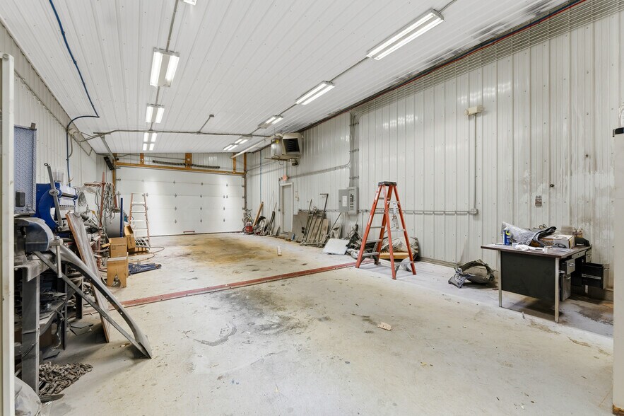 More Photos Of 600 Pittsburgh Rd, Uniontown Auto Dealership For Sale