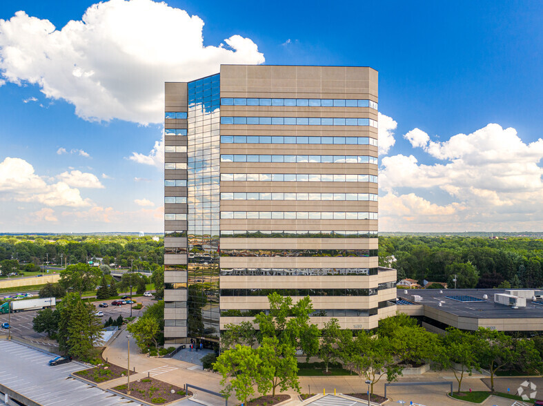 Primary Photo Of 1650 82nd St W, Bloomington Office For Lease