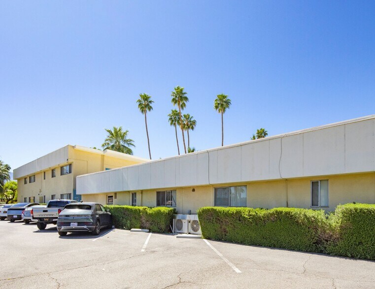 More Photos Of 1680 E Palm Canyon Dr, Palm Springs Apartments For Sale