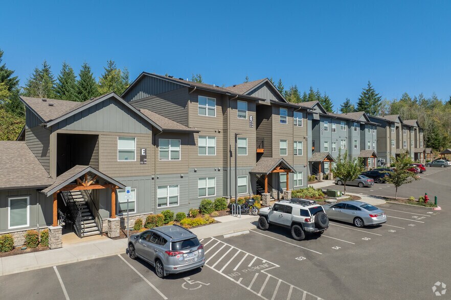 More Photos Of 17101 Ruben Ln, Sandy Apartments For Sale