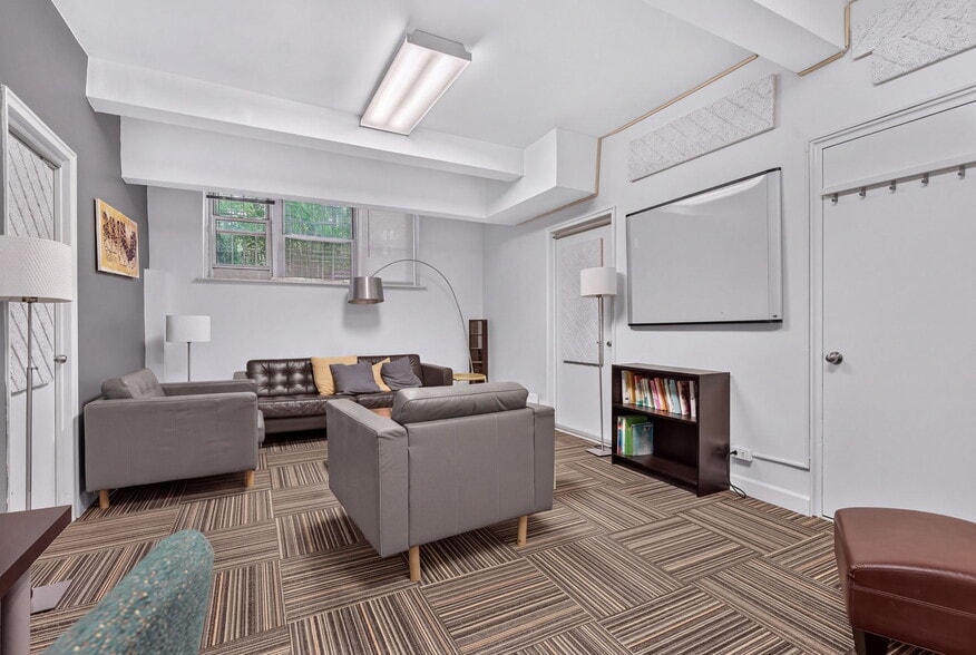 More Photos Of 60 Plaza St E, Brooklyn Apartments For Sale