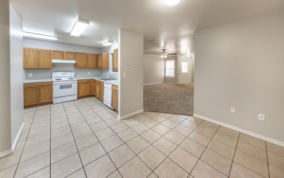 More Photos Of 602 N Belmont, Lubbock Apartments For Sale