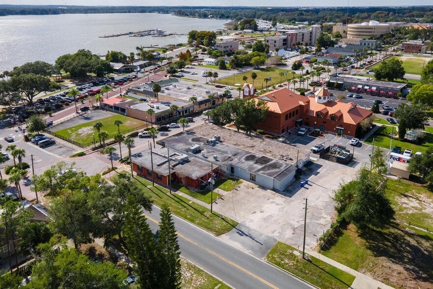 More Photos Of 227 E Main St, Tavares General Retail For Sale