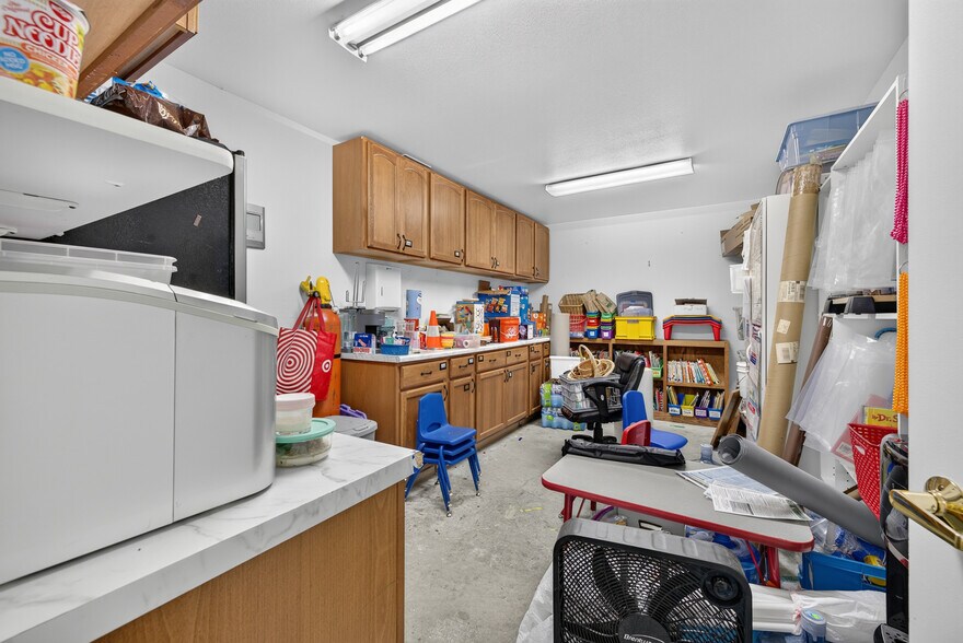 More Photos Of 1706 Bronco Ln, Richland Daycare Center For Sale