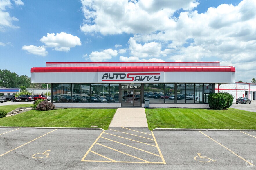 More Photos Of 6491 Broadway, Merrillville Auto Dealership For Lease