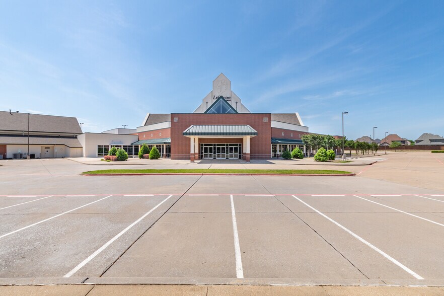More Photos Of 4501 Hedgcoxe Rd, Plano Religious Facility For Sale