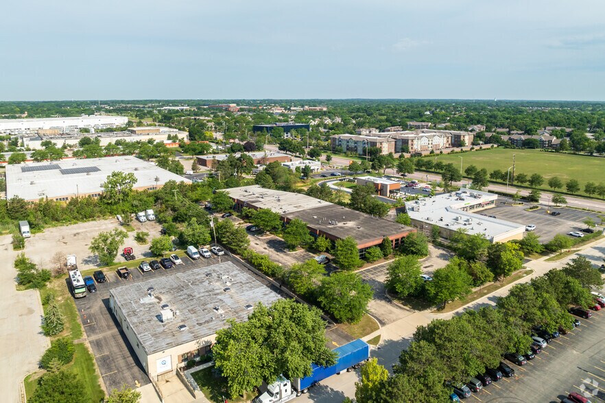 More Photos Of 2330 N Hammond Dr, Schaumburg Office For Lease
