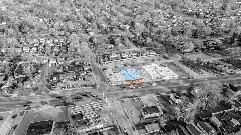 More Photos Of 4615-4621 S Wayne Rd, Wayne Storefront For Sale