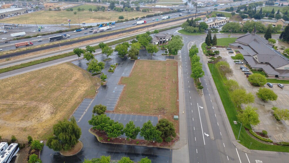 More Photos Of 1225 Canal Blvd, Ripon Restaurant For Sale