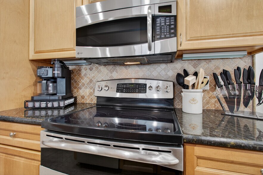 More Photos Of 1710 River Rd, Jacksonville Apartments For Sale