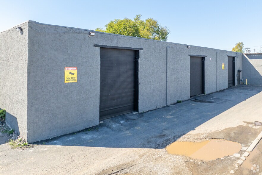 Primary Photo Of 1057-1059 Empire Avenue Ave, Camden Warehouse For Lease