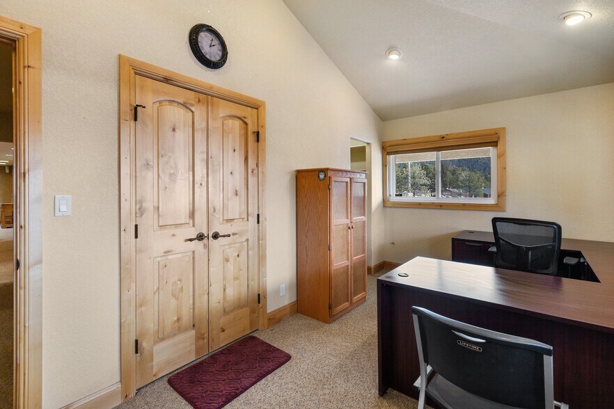 More Photos Of 350 N Pine St, Woodland Park Medical For Sale