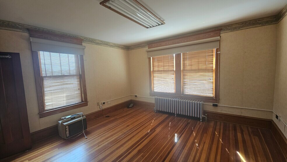 More Photos Of 101 N Broadway, Pennsville Freestanding For Sale
