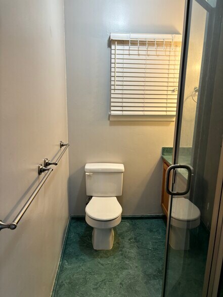 More Photos Of 919 E Grand Ave, Escondido Medical For Sale