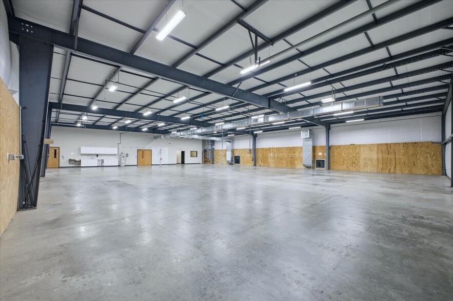 More Photos Of 135 Joshua Ct, Lincolnton Warehouse For Sale