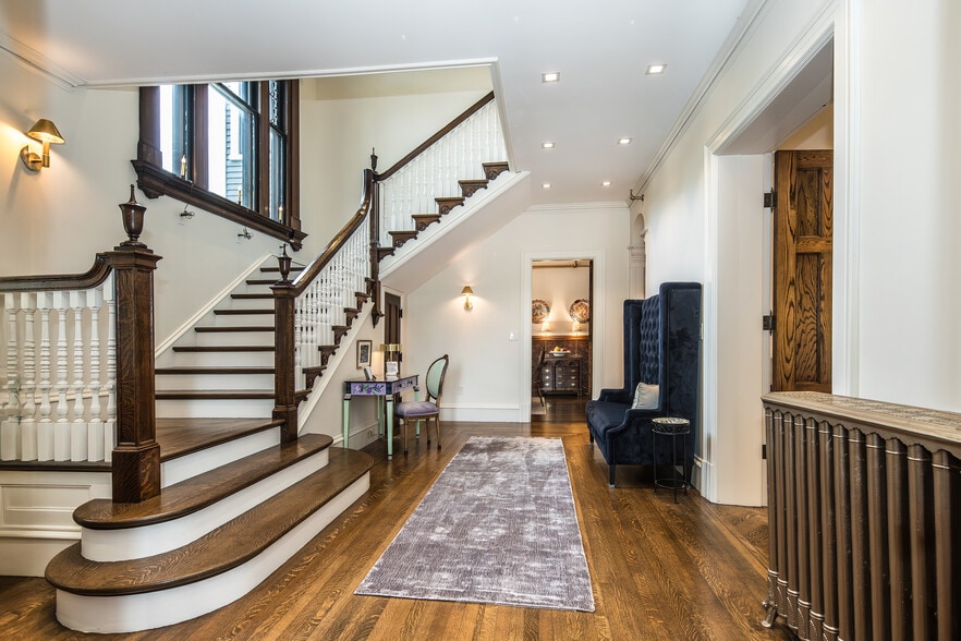 More Photos Of 70 N Main St, Rutland Hospitality For Sale