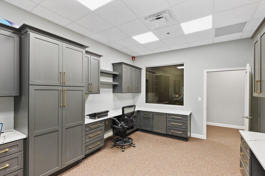 More Photos Of 200 Hart St, Niceville Light Manufacturing For Sale