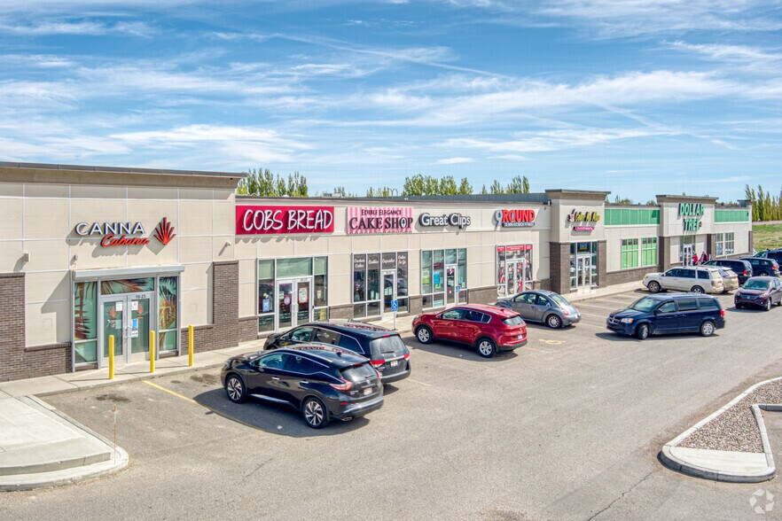 More Photos Of 20 Southgate Blvd S, Lethbridge Freestanding For Lease