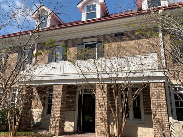 More Photos Of 133 River Landing Dr, Daniel Island Loft Creative Space For Lease